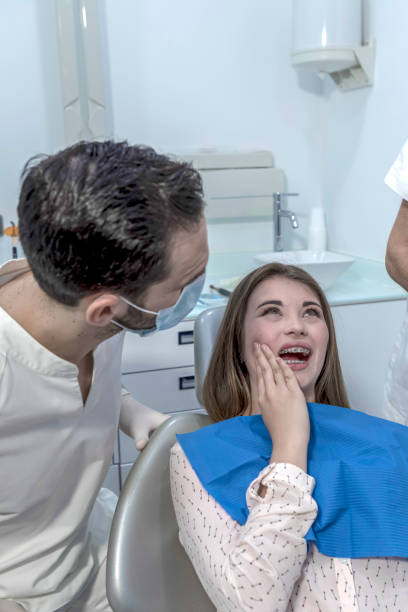 Best Cracked Tooth Emergency Dentist  in Maury, NC